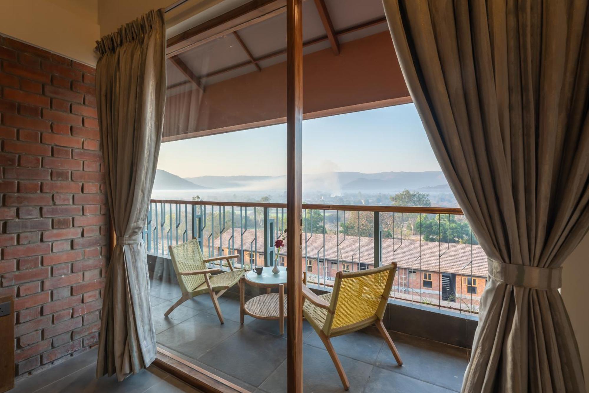 The Foresta Resort ,Mulshi Paud Esterno foto