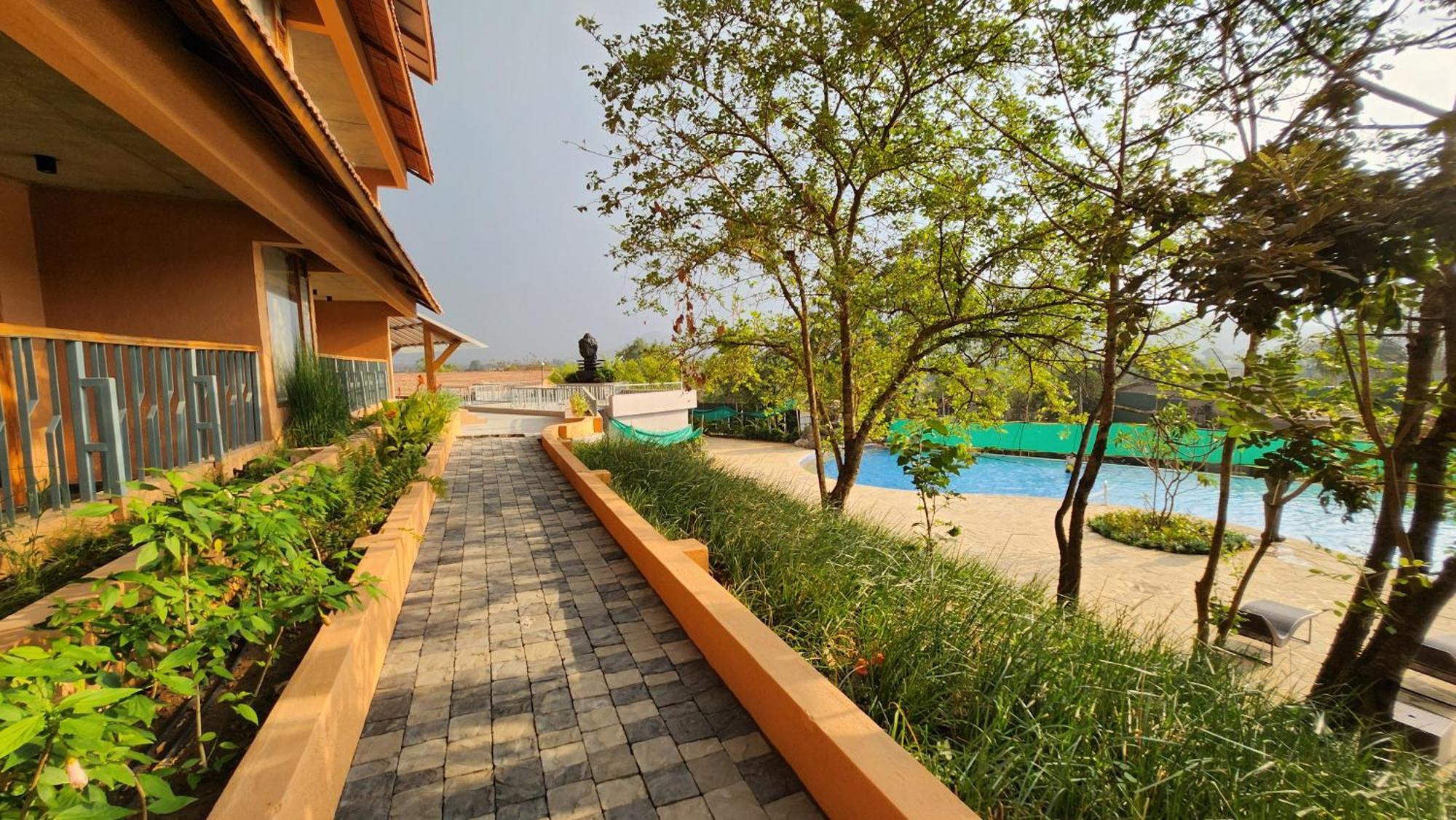 The Foresta Resort ,Mulshi Paud Esterno foto